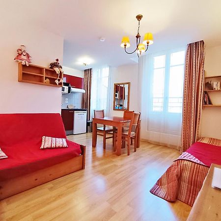 Le Bouquetin, Studio, Centre Luchon, Wifi, Casier A Skis, Ascenseur, 3 Personnes Bagneres-de-Luchon Exterior foto